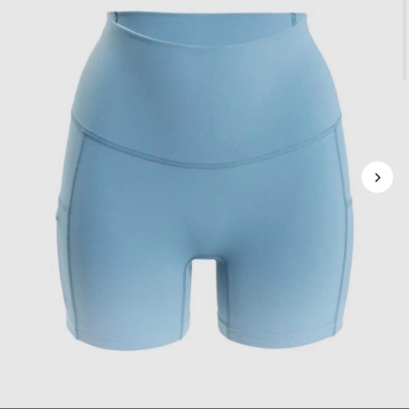 | SOLD | Legacy Short NWT - Picture 2 of 3